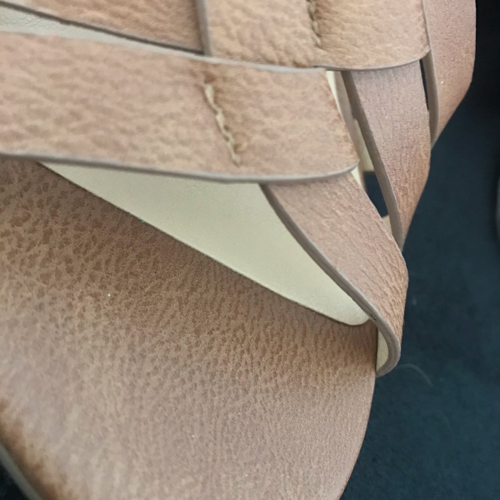 XOXO TAN OPEN TOE HEELS - Picture 4 of 10